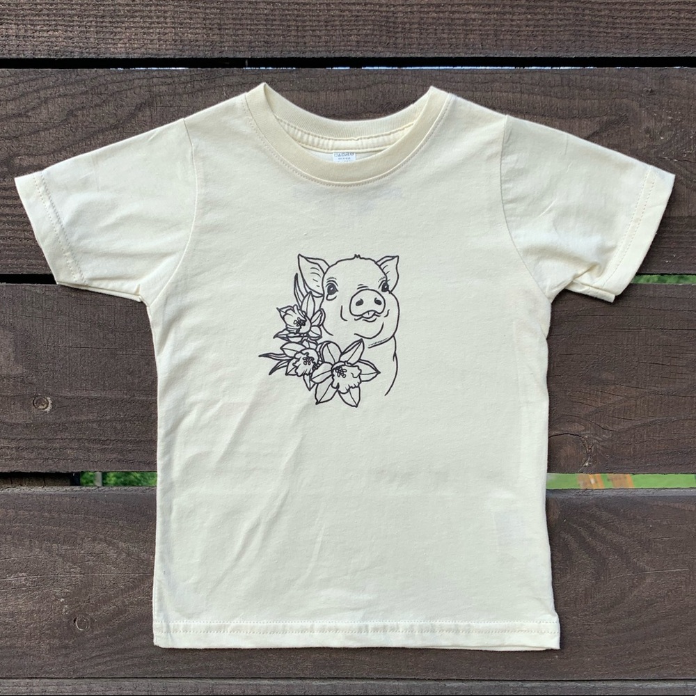 Toddler t-shirt, original pigs + daffodils print